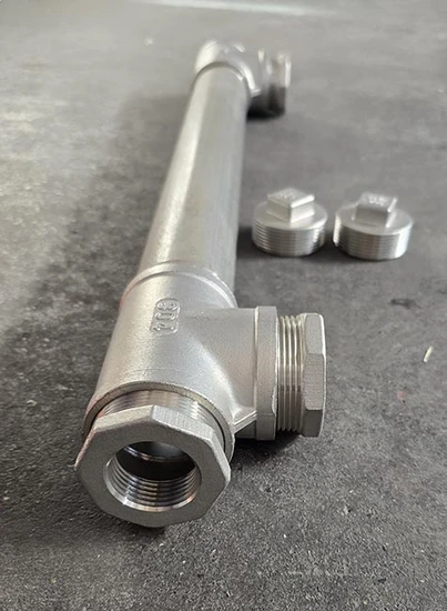 צינור נירוסטה קוטר 1.5 אינטש עם כניסה ויציאה בשני הצדדים